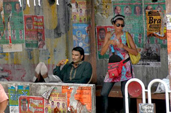 Ranveer writes script for a dark comedy